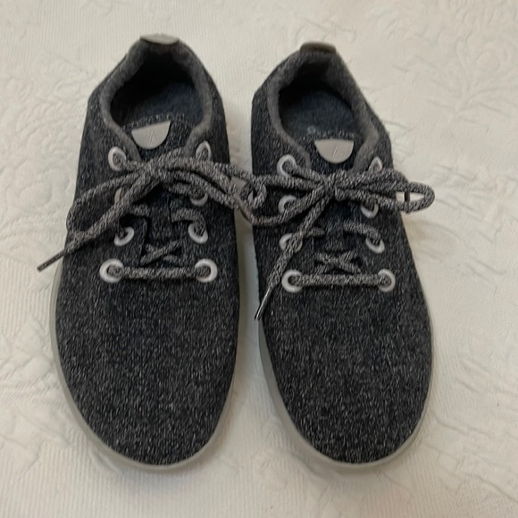 Allbirds The Wool Runners Charcoal Gray White Merino Wool Women's Size 9 - Picture 1 of 7